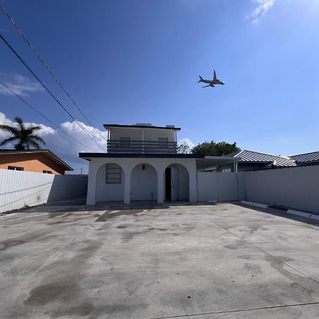Charming Two Bedroom Apartment. Miami Exterior photo
